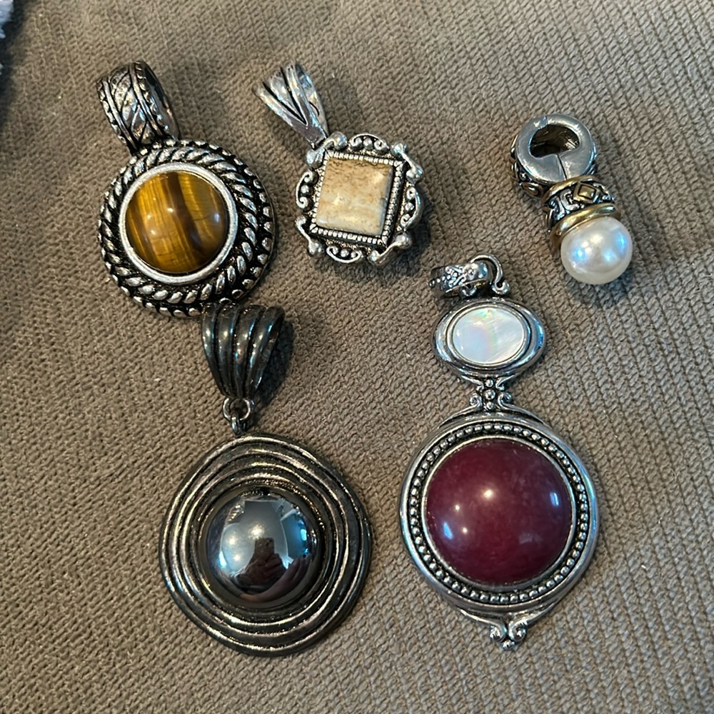 Premier Designs jewelry lot of 5 pendants